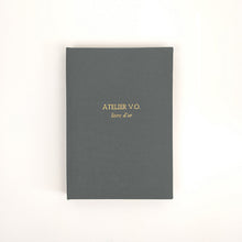 Charger l'image dans la galerie, Livre d'or / Guestbook 21x14,5cm (A5) tranches dorées