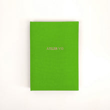 Charger l'image dans la galerie, Livre d'or / Guestbook 21x14,5cm (A5) tranches dorées