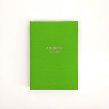 Charger l'image dans la galerie, Livre d'or / Guestbook 21x14,5cm (A5) tranches dorées